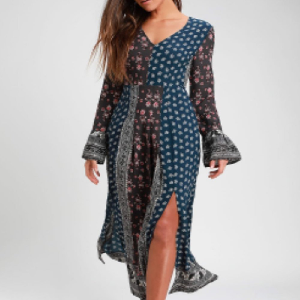 Sold👗Clover Blue Print Long Sleeve Maxi M NWT - Picture 3 of 8